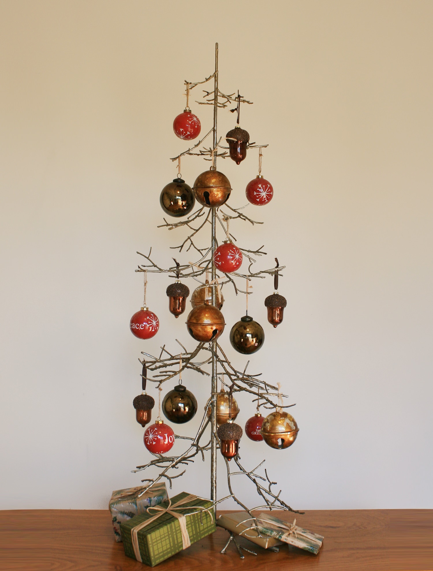 diy ornament christmas tree