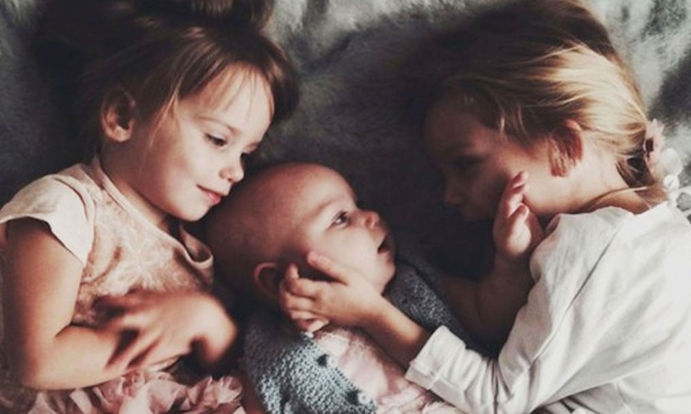 10 Reasons Why Your Big Sister Is The Most Important Person In Your Life