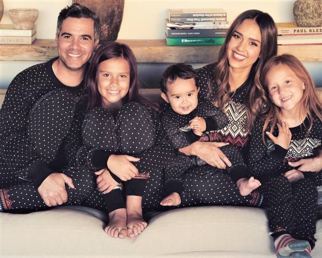 Jessica Alba and Cash Warren family