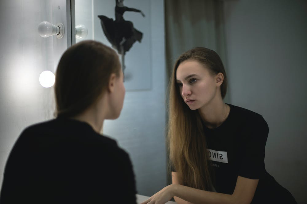 Talk to Yourself in the Mirror to Boost Your Self-Confidence