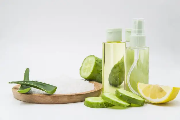 How to Naturally Lighten Your Hair with Lemon Juice? How to Naturally Lighten Your Hair with Lemon Juice?