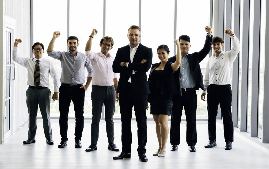 Leadership Qualities: 21 Powerful Traits That Define Truly Great