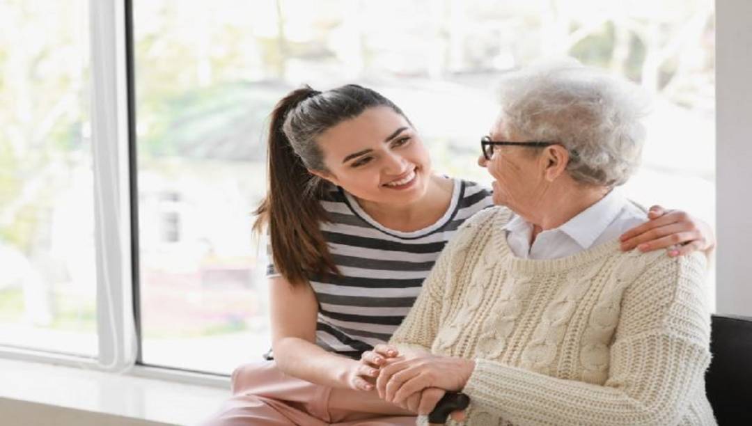 7 Tips to Ease the Burden of Family Caregiving