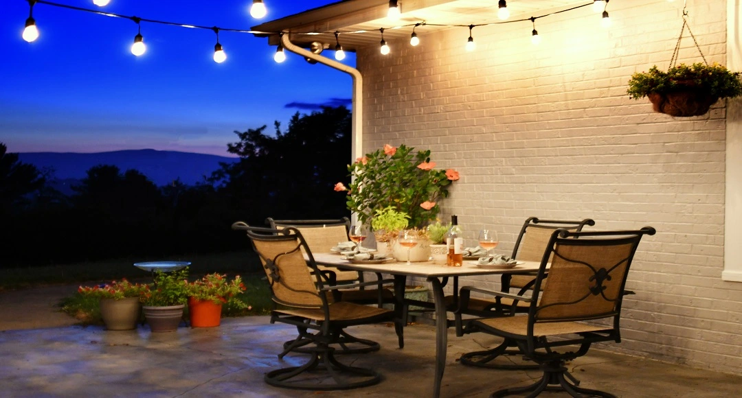 How to Plan Outdoor Lighting That Works Year-Round