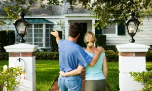 Homebuyers Notice About Exterior Lighting Before They Ever Walk