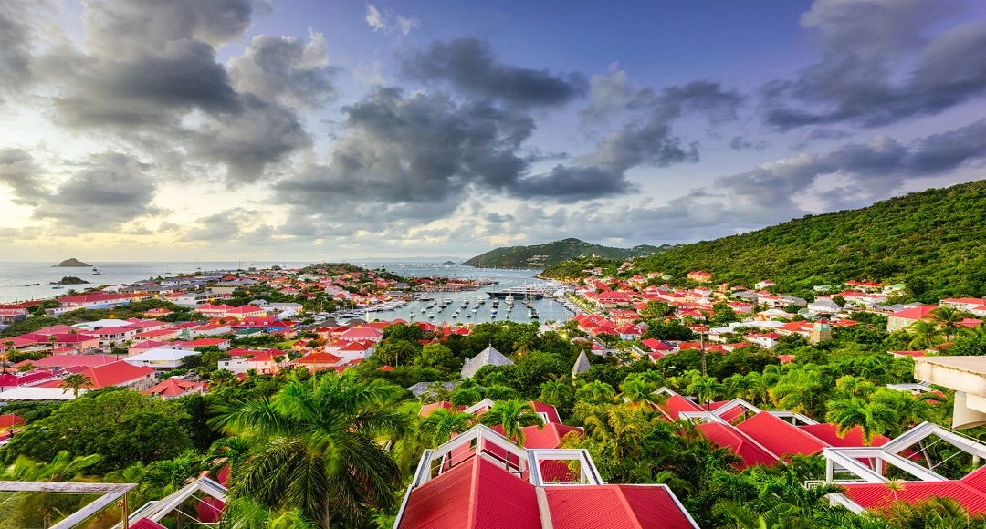 Legal Checklist Before Buying Property in Antigua (Avoid Costly Errors)