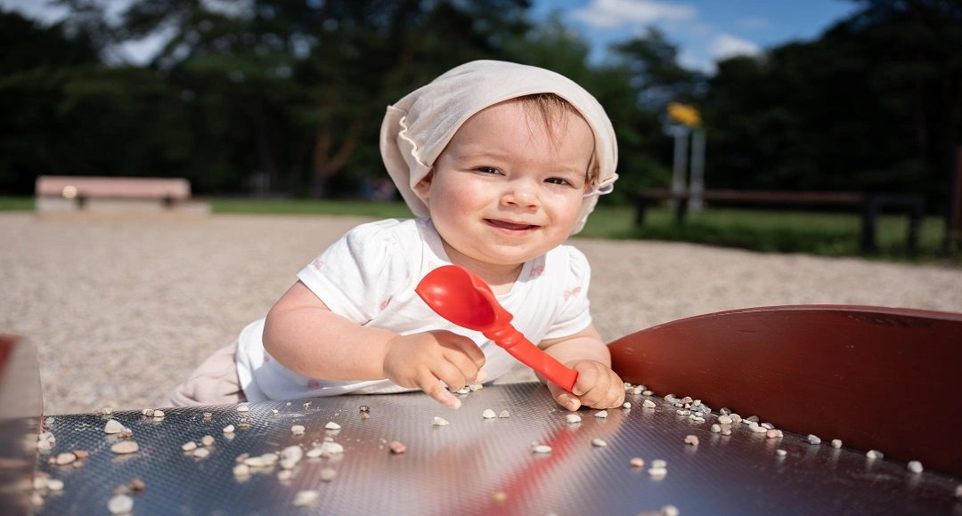Babybelletje: Definition, Heartwarming Meanings & Modern Uses