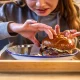 bitni spirs: Hidden Belgrade Burger Spot Stole the Internet Heart