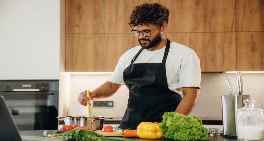 3 Kitchen Skills Most Adults Never Actually Learned