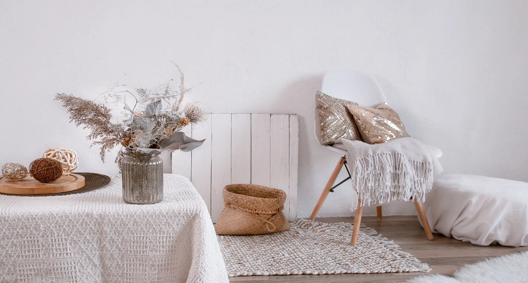 Decobry: How to Build a Sustainable, Minimalist Living Space