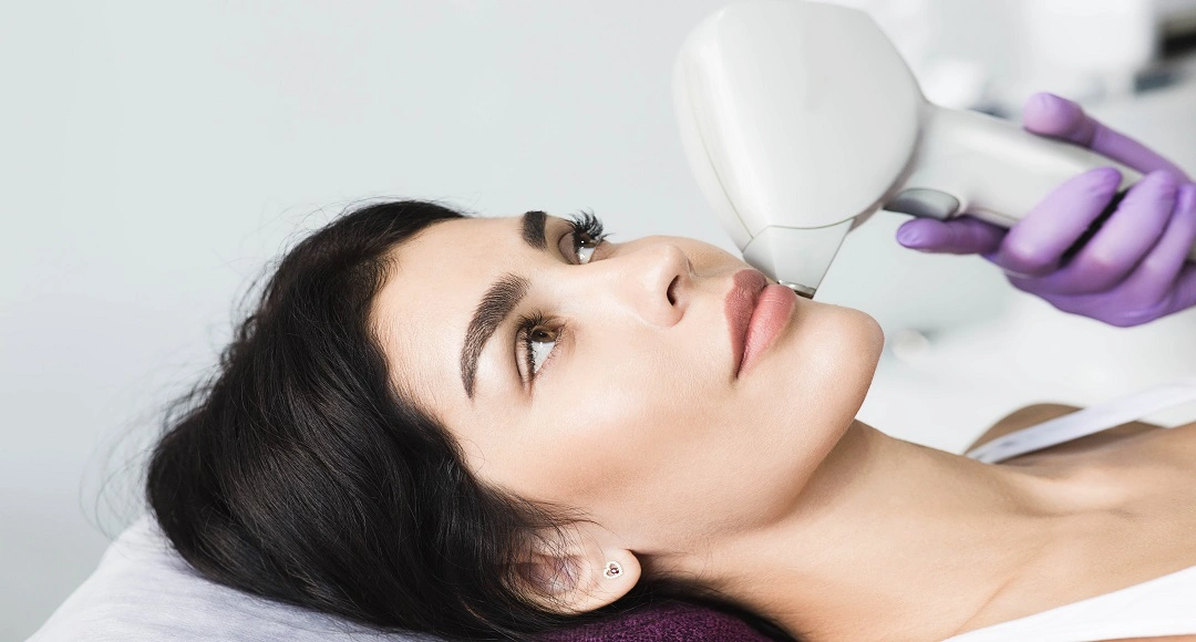 HIFU Treatment for Jawline & Double Chin: Does It Really Work?