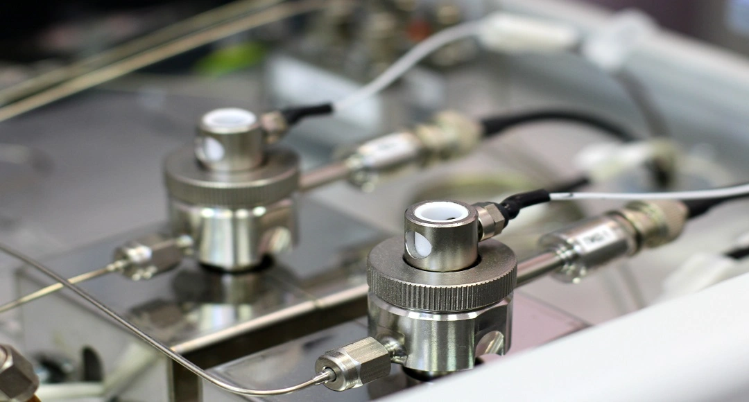 PT100 Sensor Explained: How It Works, Why It Matters, and Where It's Used