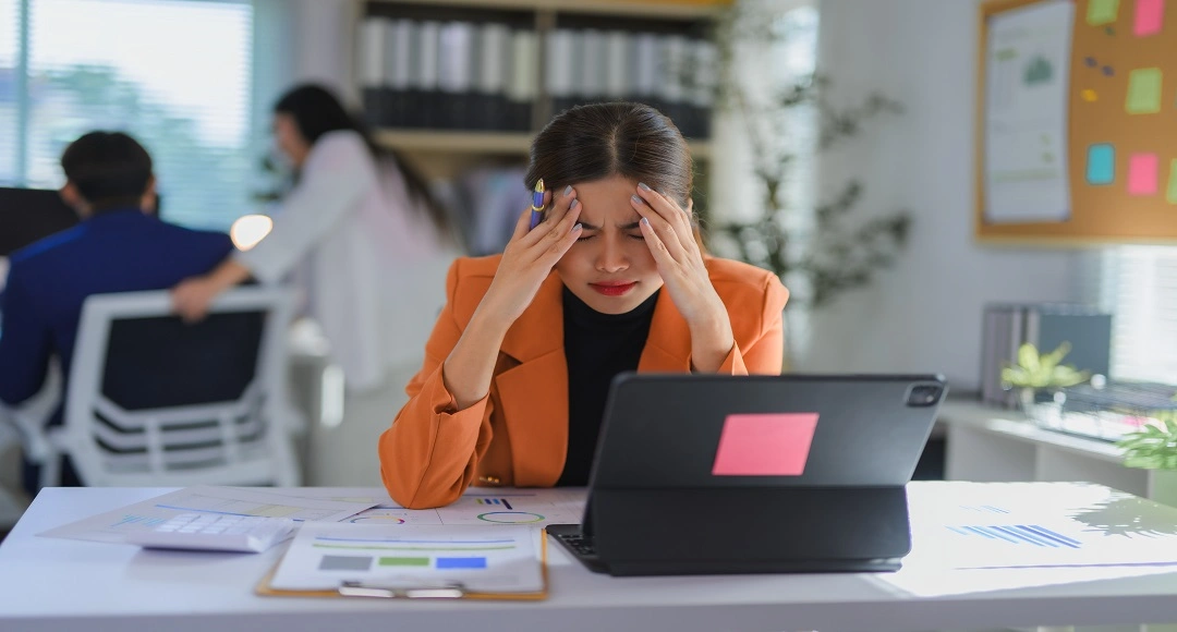 The Quiet Weight of Who Has a Key: Rethinking Workplace Worry for Small-Business Owners