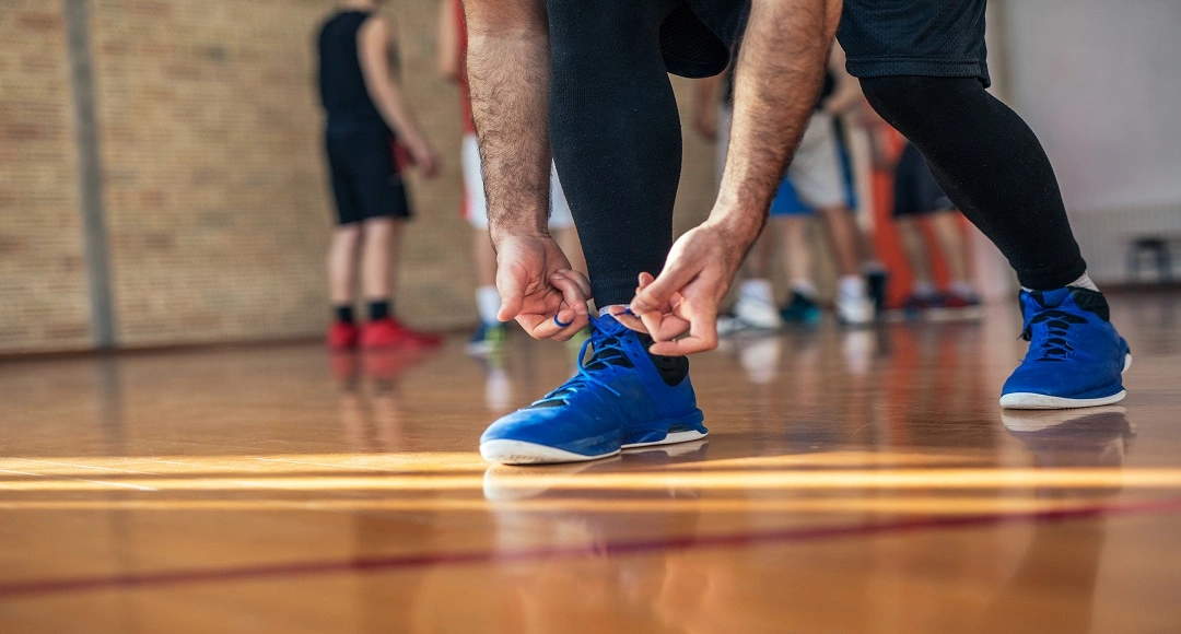 What Makes Classic Indoor Sports Shoes So Popular?