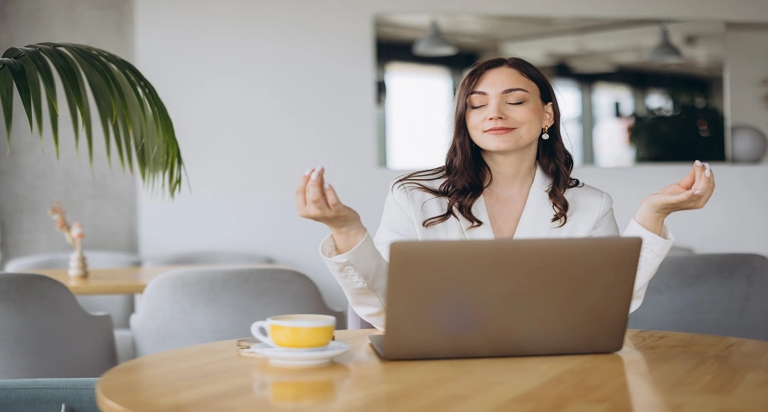 An 11-Minute Light-and-Sound Session for Workplace Stress: What a 2026 Study Found About Flow and Vitality