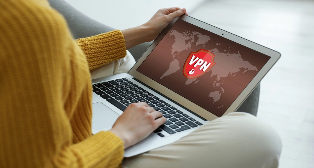 How I Finally Stopped My ISP from Selling My Browsing History by Using iTop VPN