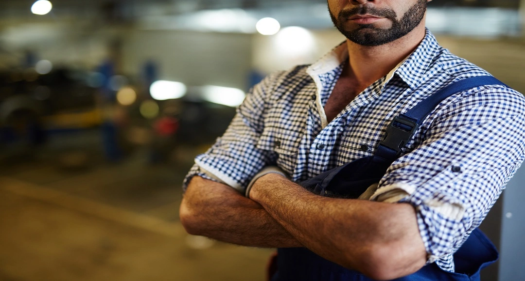 What Fabric Weights and Tensile Strengths Define High-Durability Mens Work Shirts?