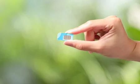 eSIM vs Roaming: What’s the Difference and Which Should You Choose for Travel?