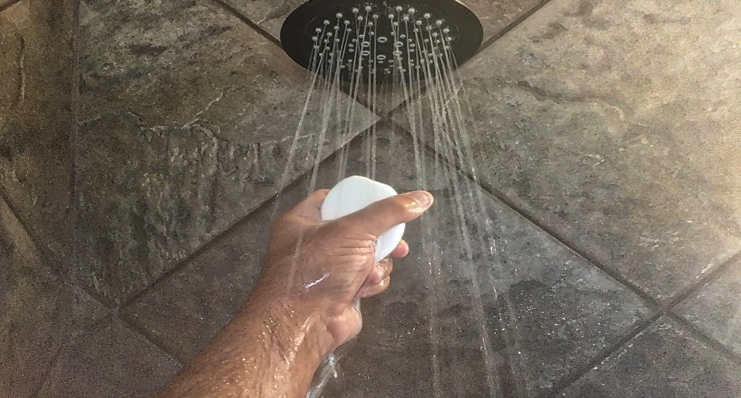 Shower in a Can: How to Stay Fresh Without Water On the Go