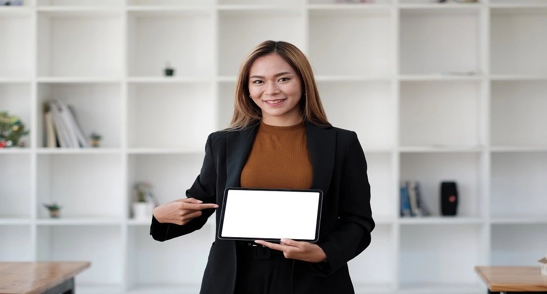 Award Plaque Wording Ideas for Employee Appreciation and Professional Achievements