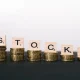 Mutual Funds or Direct Stocks: What Changes for Someone Starting to Invest? 